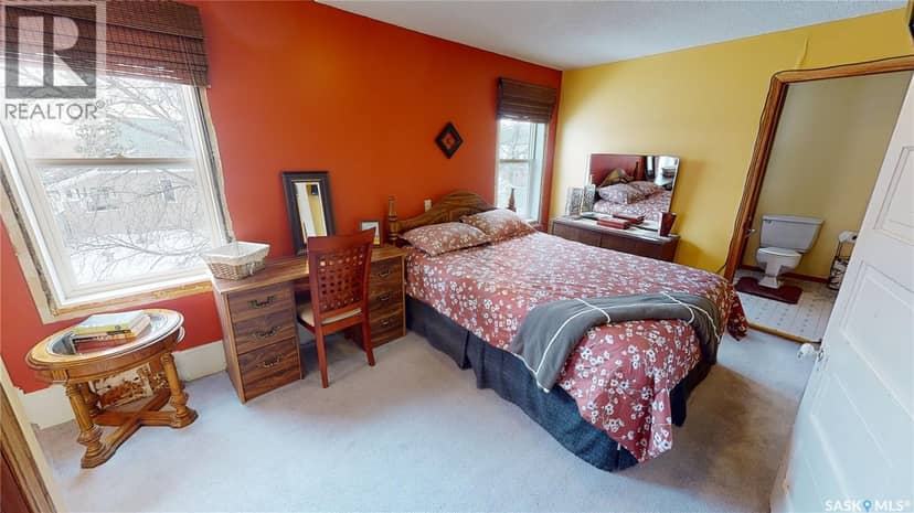 319 Carlyle STREET — photo 28 of 40