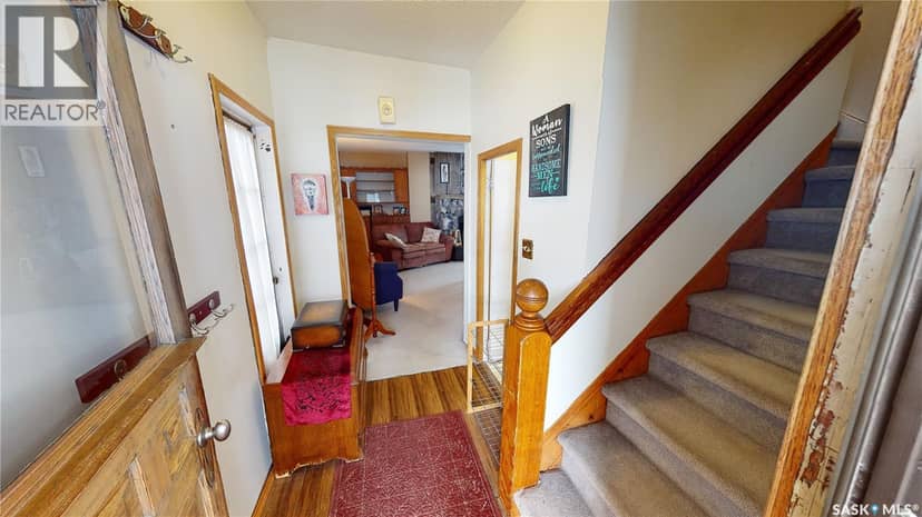 319 Carlyle STREET — photo 18 of 40
