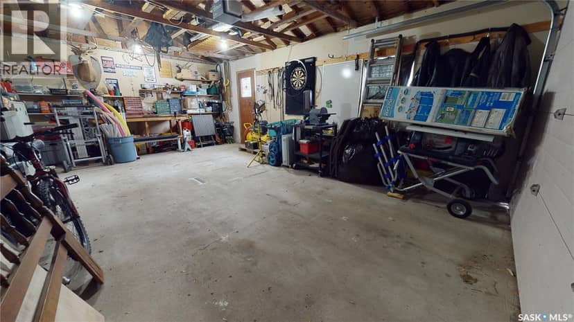 319 Carlyle STREET — photo 38 of 40
