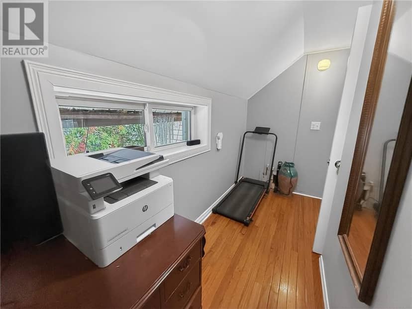 17 Phipps Street — photo 36 of 40