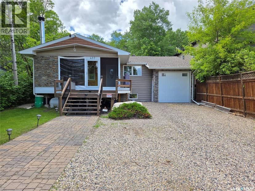 437 Good Birds POINT, White Bear IR 70
