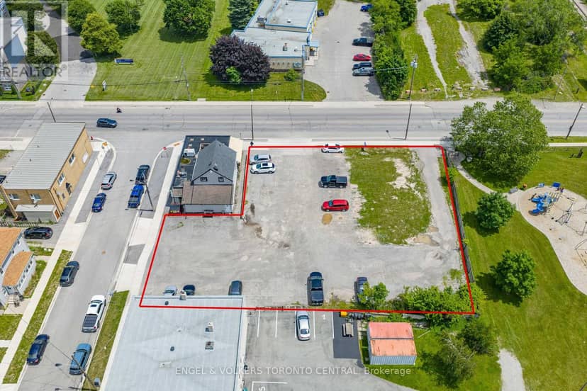 619 King Street — photo 1 of 10
