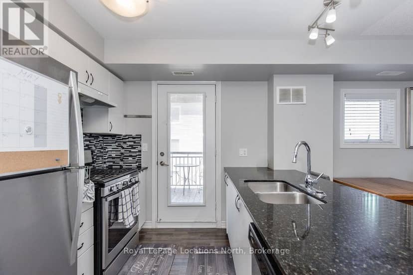 201 - 5 Anchorage Crescent — photo 16 of 40