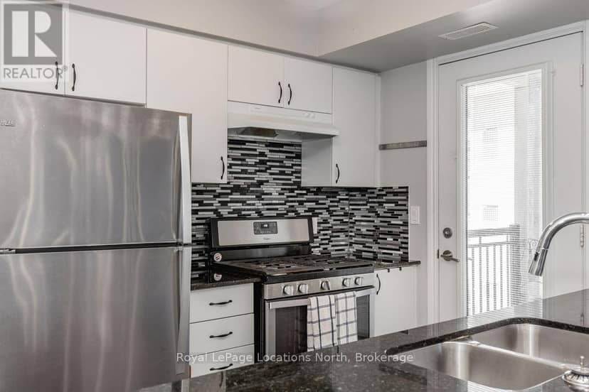 201 - 5 Anchorage Crescent — photo 18 of 40