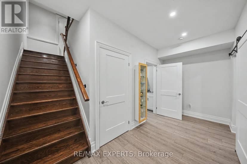 4 Woodlot Court — photo 32 of 40