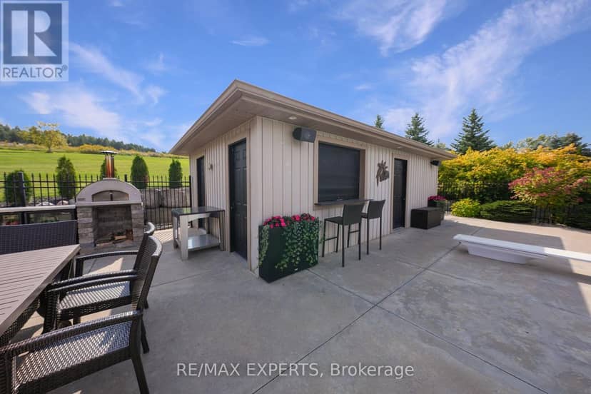 4 Woodlot Court — photo 39 of 40