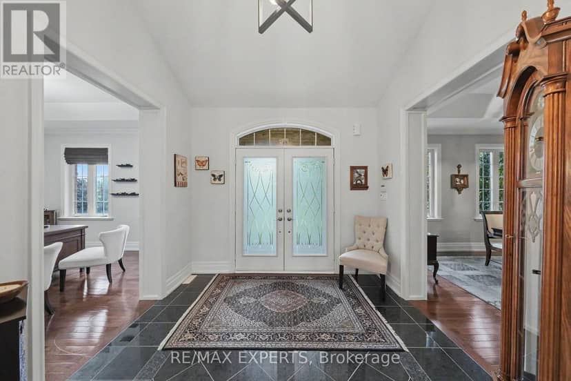 4 Woodlot Court, Caledon, photo 4