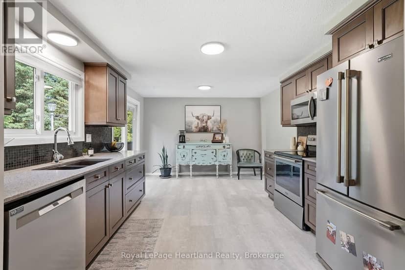 106 Cedar Court — photo 16 of 40