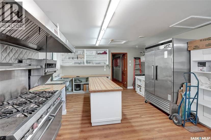 106 Front STREET, Wolseley, photo 8