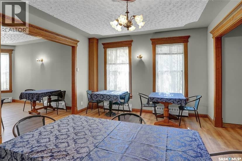 106 Front STREET, Wolseley, photo 3