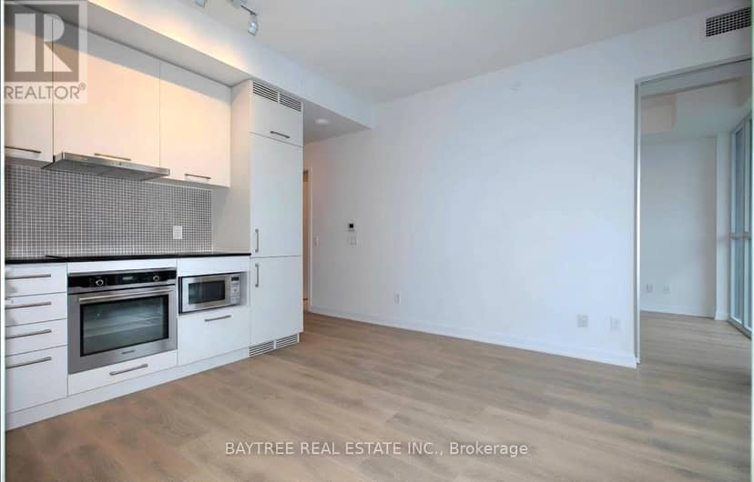 2908 - 87 Peter Street — photo 4 of 21