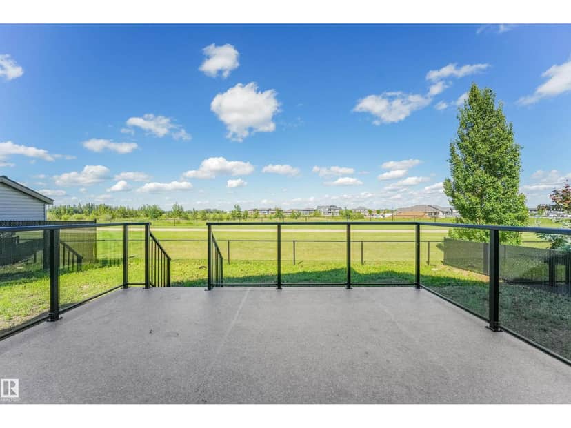 1180 Genesis Lake Boulevard, Stony Plain, photo 3