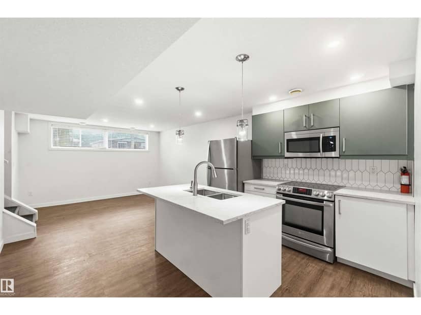 8123 8125 83 AV NW — photo 32 of 40