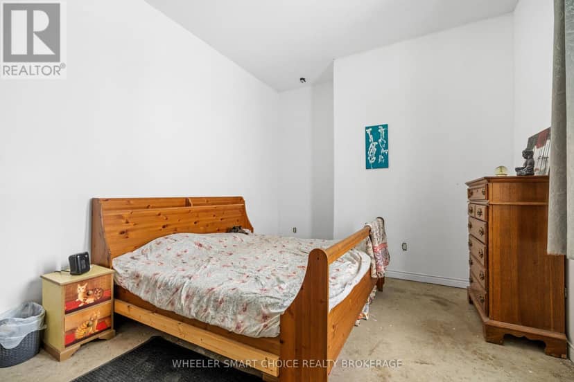 11441 Levere Road — photo 32 of 40