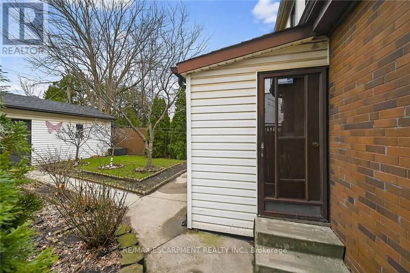 144 Hunter Street W — photo 40 of 40