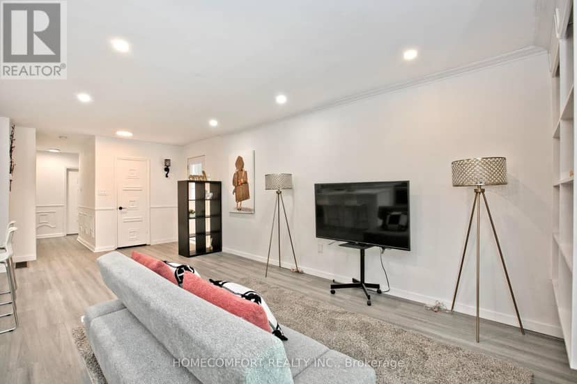 19 Beacham Crescent — photo 9 of 32