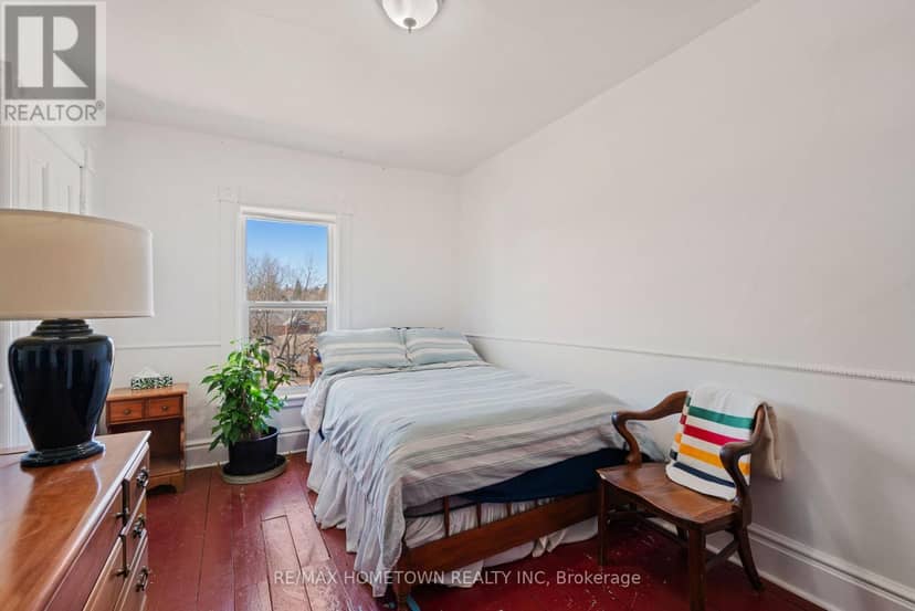 12 Kingston Street — photo 22 of 40