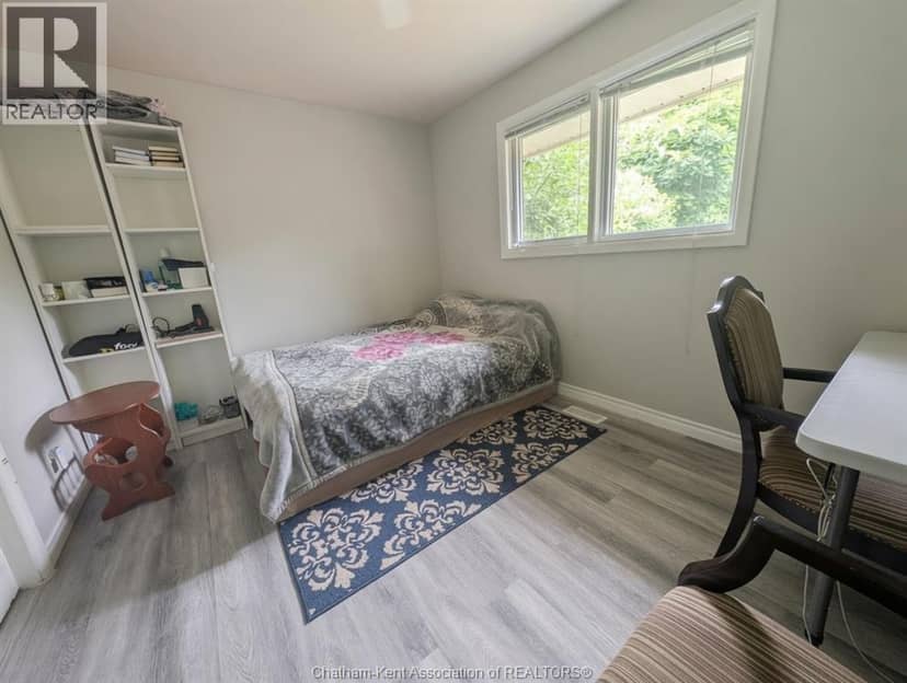 79 Dunvegan DRIVE — photo 11 of 34