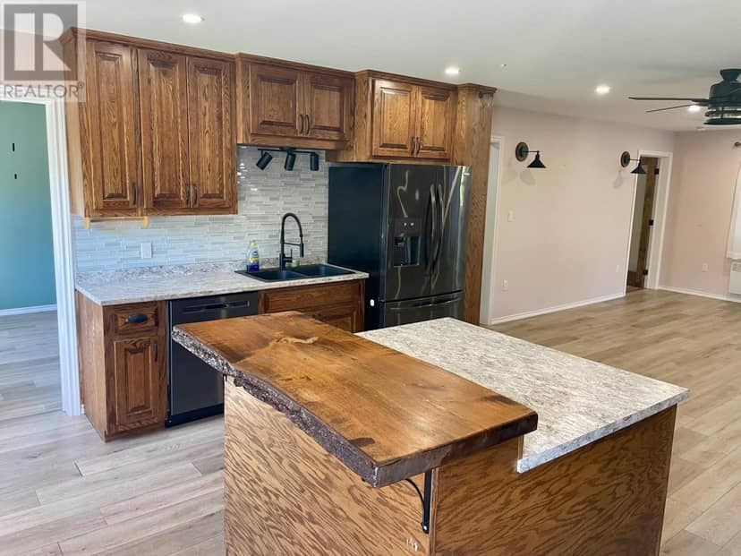 1702 INKERMAN Road — photo 5 of 33