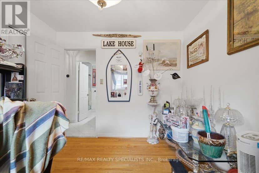 80 Chalfield Lane — photo 20 of 40