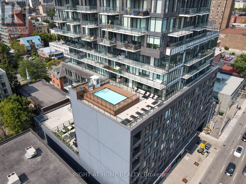 1804 - 203 Catherine Street — photo 2 of 26