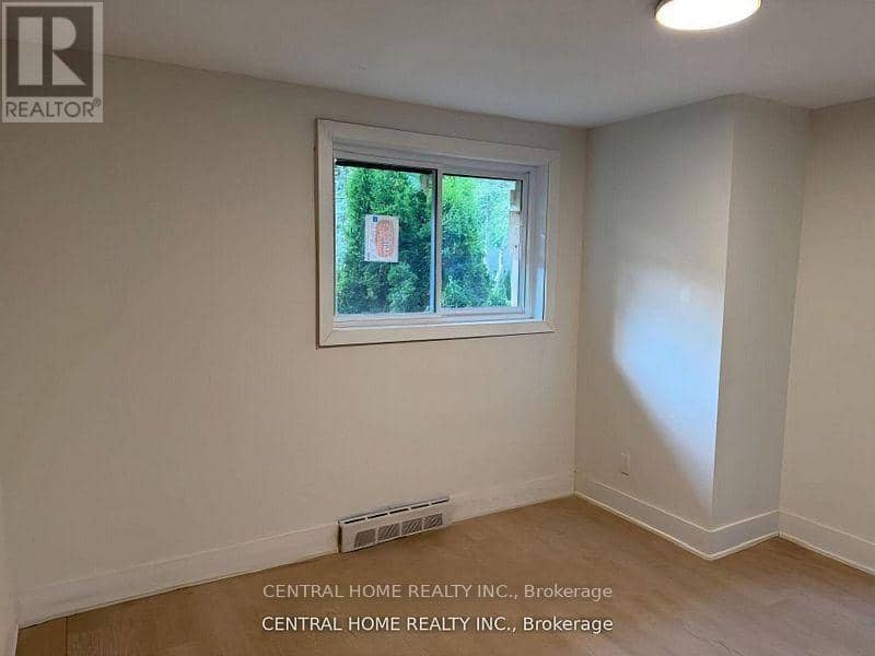 206 Parkview Crescent — photo 10 of 23