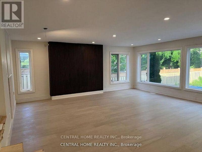 206 Parkview Crescent — photo 7 of 23