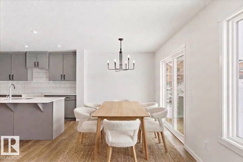 90 Stetson LO — photo 12 of 37