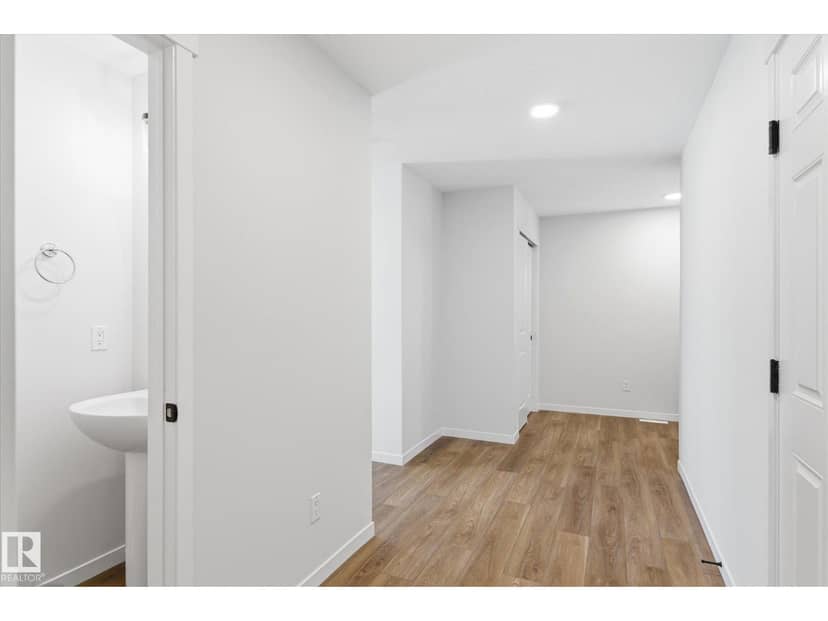 90 Stetson LO — photo 18 of 37