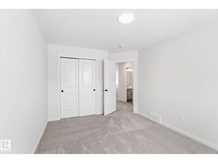 90 Stetson LO — photo 32 of 37