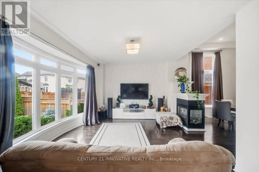 13 Royal West Drive — photo 11 of 40