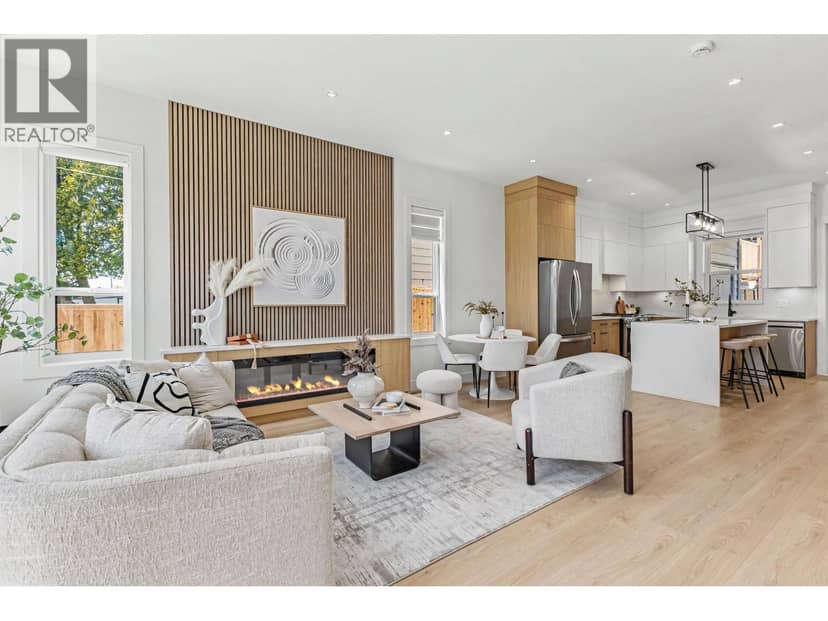 101 957 EDGAR AVENUE, Coquitlam