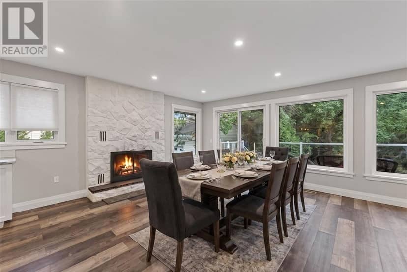 27 Nepahwin Avenue — photo 21 of 40