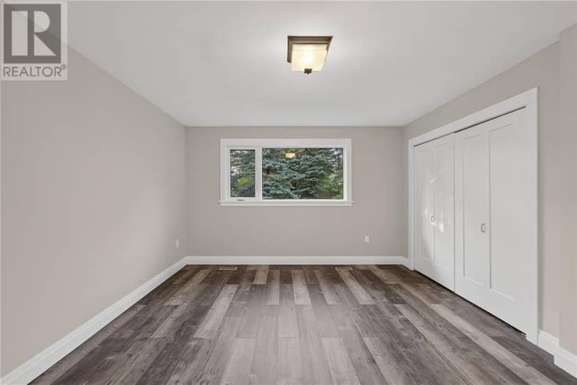 27 Nepahwin Avenue — photo 39 of 40