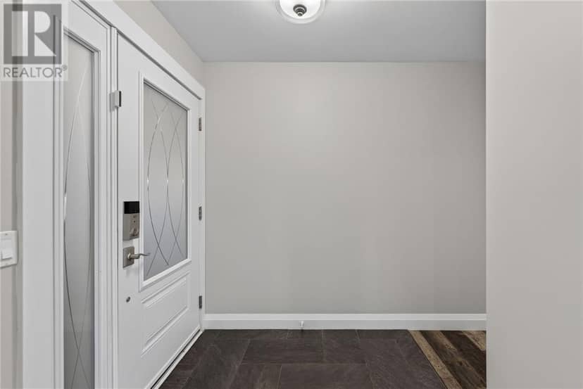 27 Nepahwin Avenue — photo 6 of 40