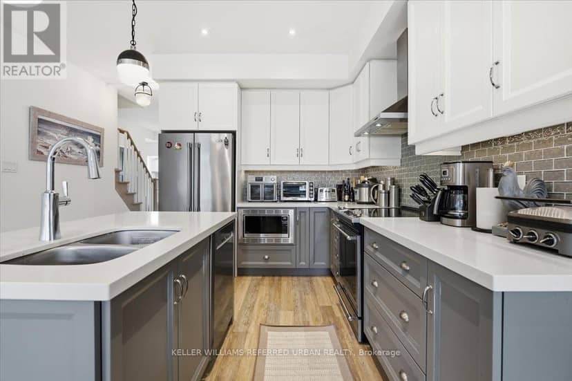 3805 Ryan Avenue — photo 14 of 40