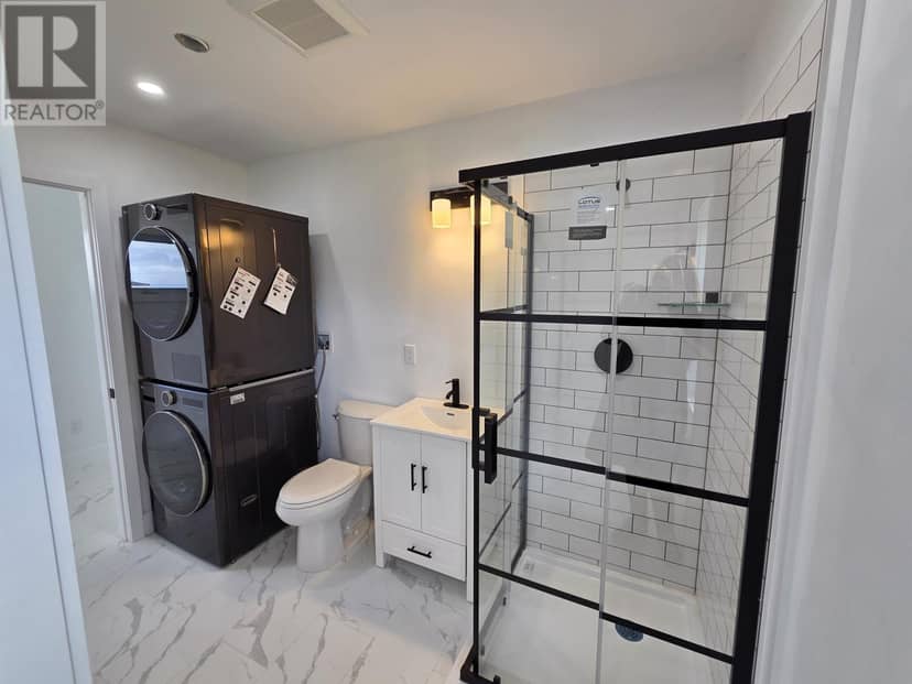 10 Sutherland Avenue — photo 9 of 16