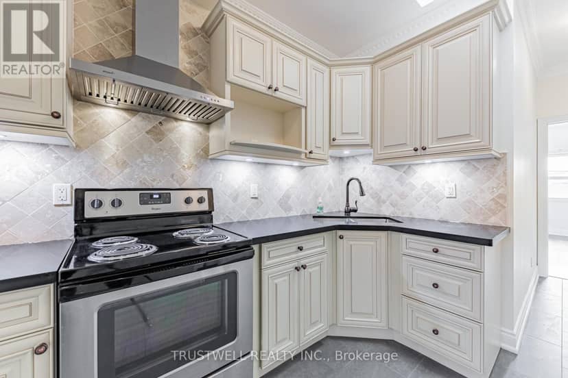 142 Borden Street — photo 12 of 40
