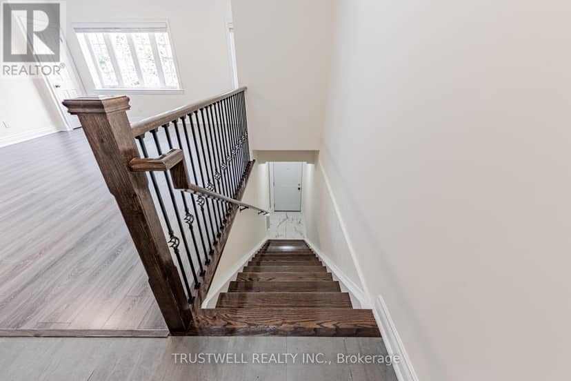 142 Borden Street — photo 4 of 40