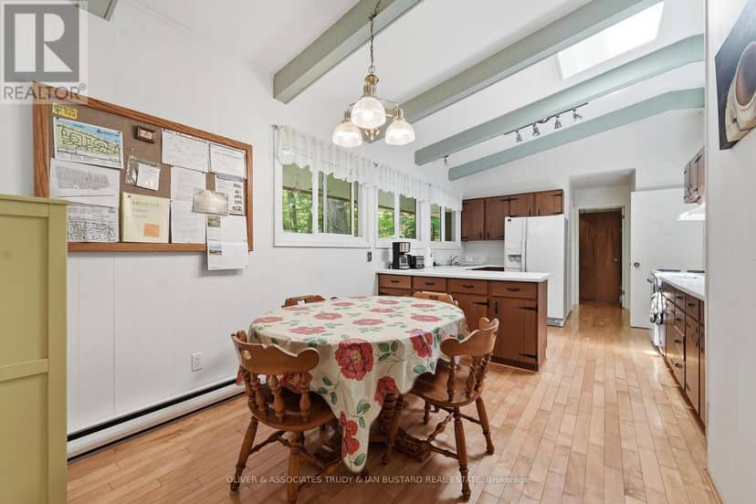 10294 Brewster Boulevard S — photo 10 of 40