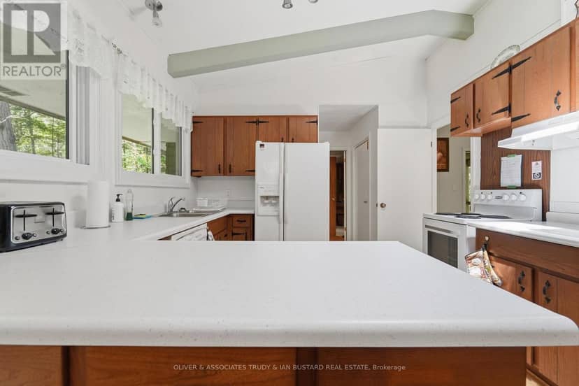 10294 Brewster Boulevard S — photo 13 of 40