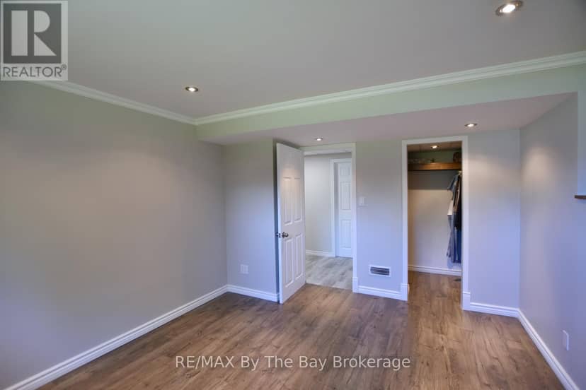 2 Birchmount Circle — photo 37 of 40