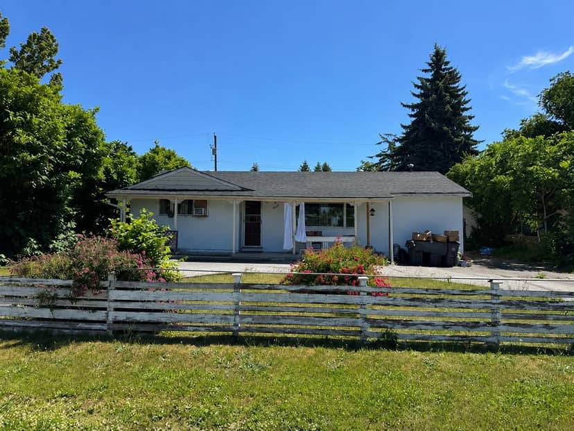 10618 137A STREET, Surrey, photo 2