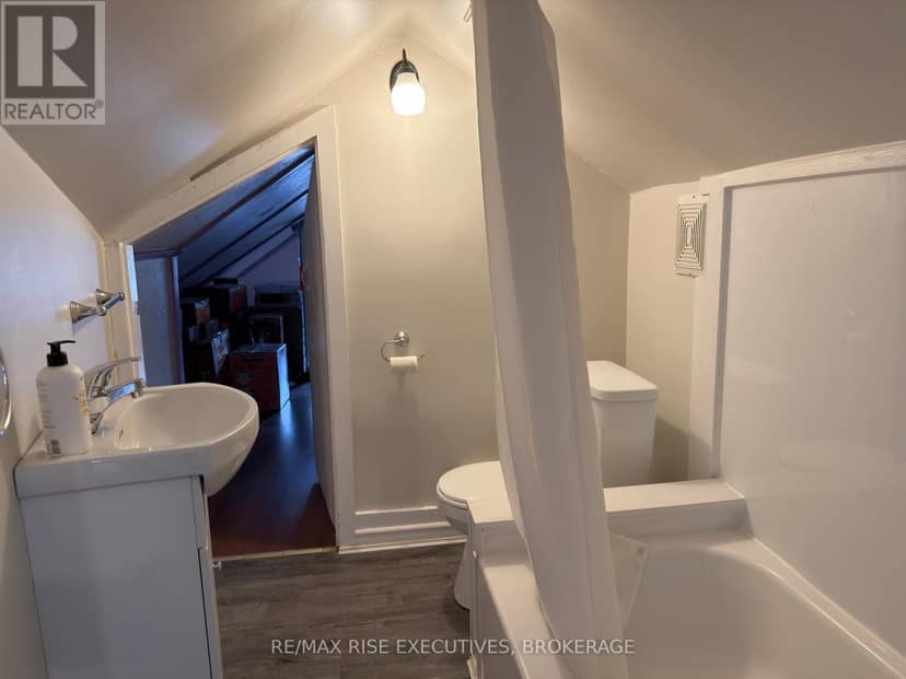 332 Main Street — photo 20 of 27