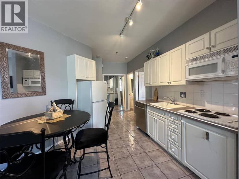 5052 RIVERVIEW Road Unit# 2006B, Fairmont Hot Springs