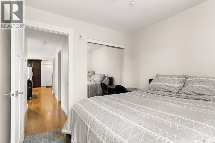 303 1863 Rae STREET — photo 18 of 25
