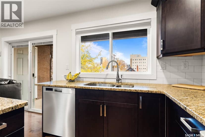 303 1863 Rae STREET — photo 6 of 25