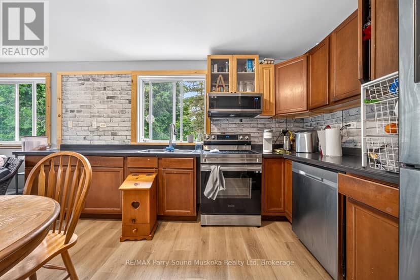 15 Toronto Lake Road — photo 11 of 40