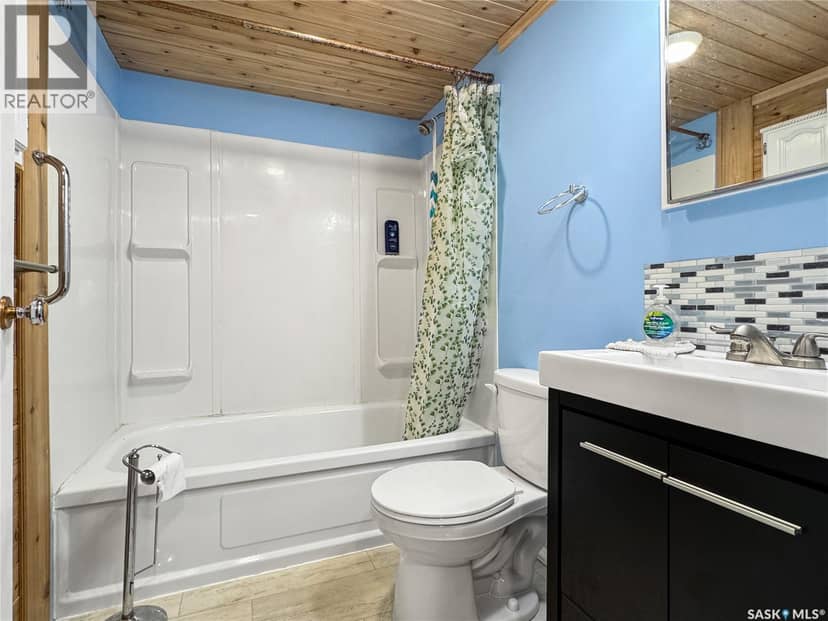 205 4th STREET E — photo 6 of 12