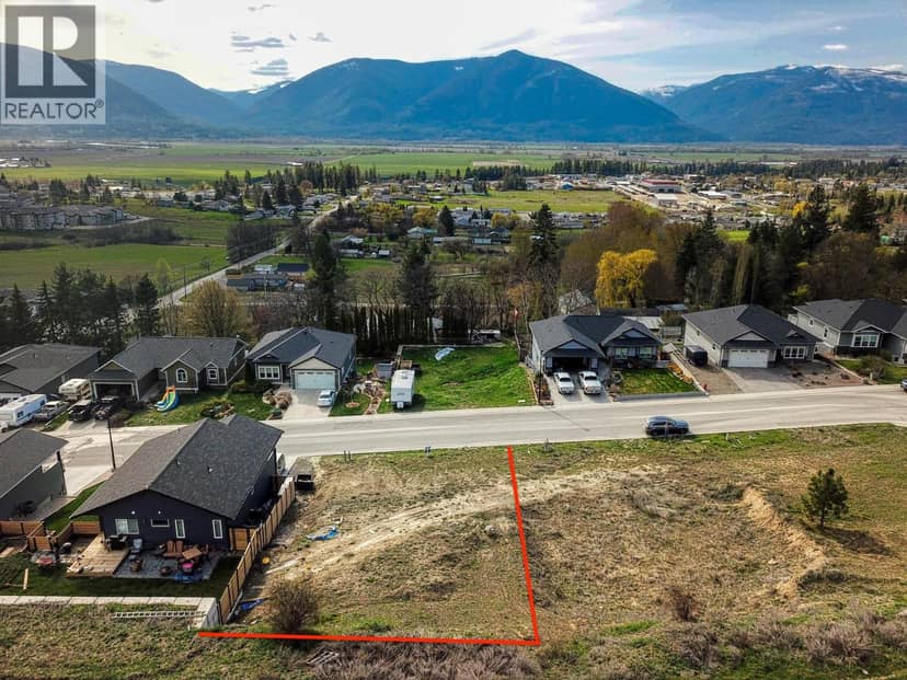 1126 12th Avenue N, Creston, photo 3